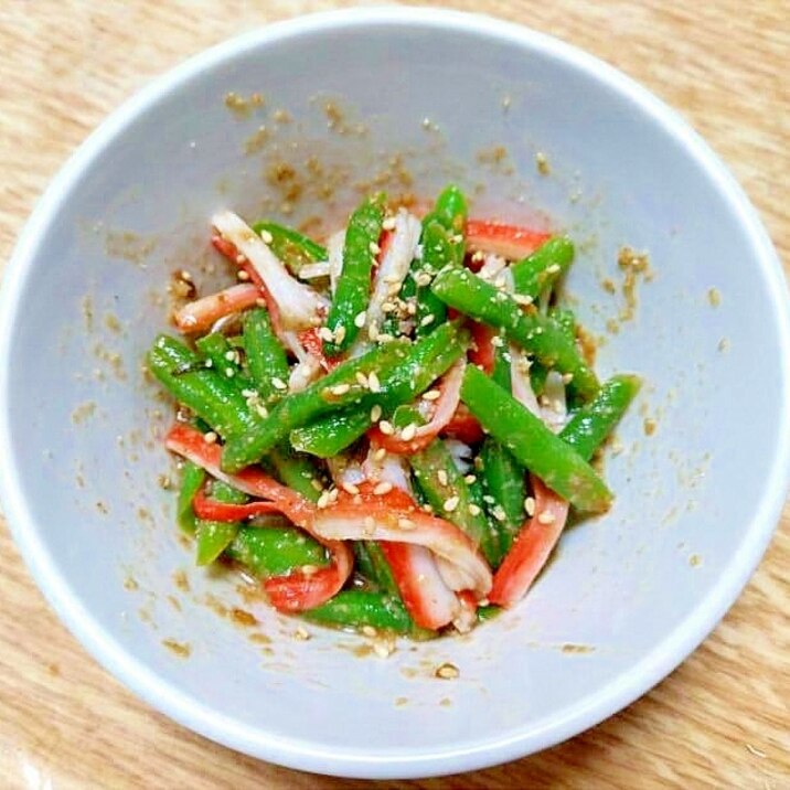 レンジで簡単♪インゲンとカニカマの胡麻和え